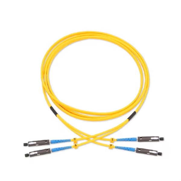 How to connect a fiber optic splitter to a network device